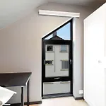 Dinbnb Homes 5 Bedroom Family House - Free Parking