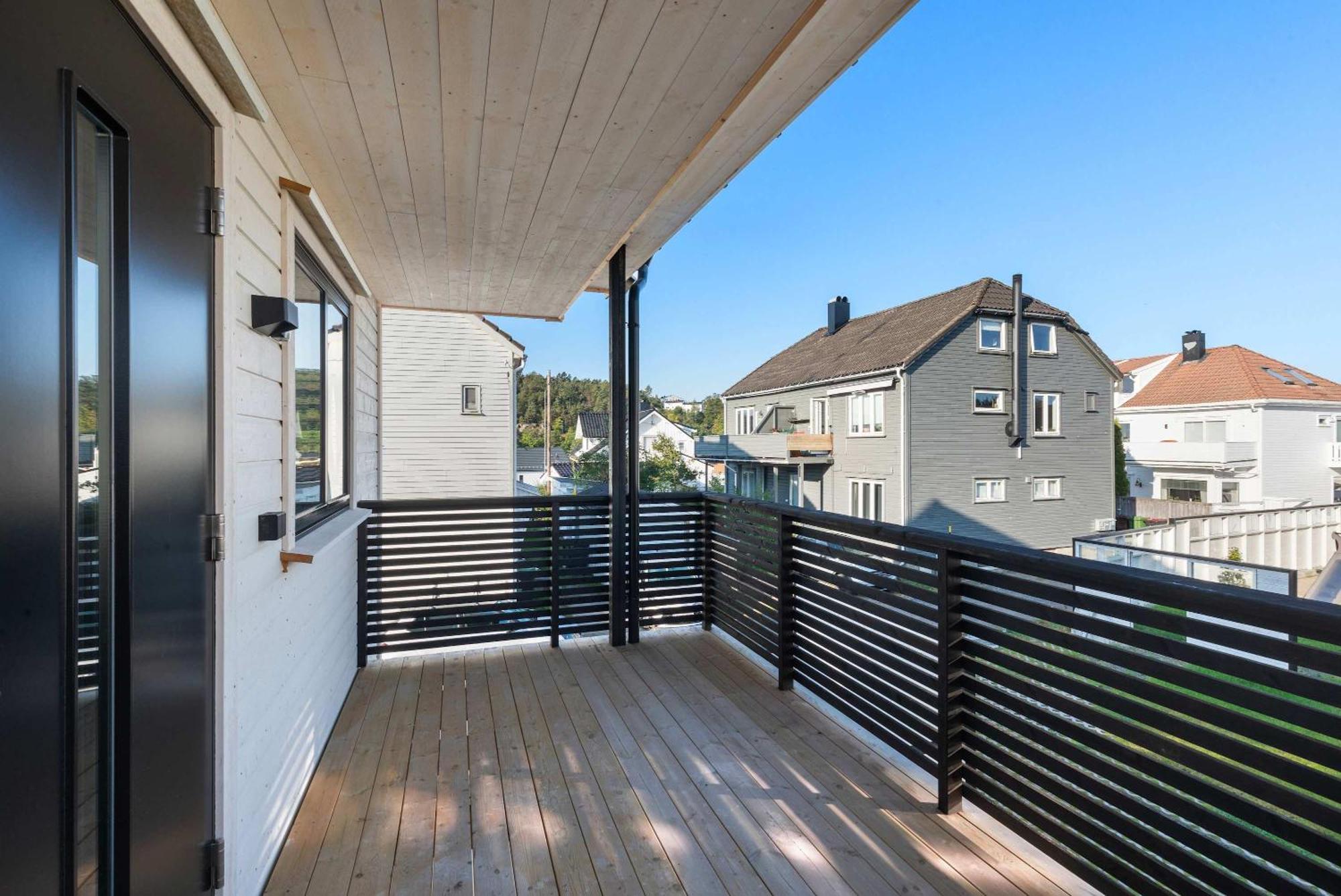 Dinbnb Homes 5 Bedroom Family House - Free Parking