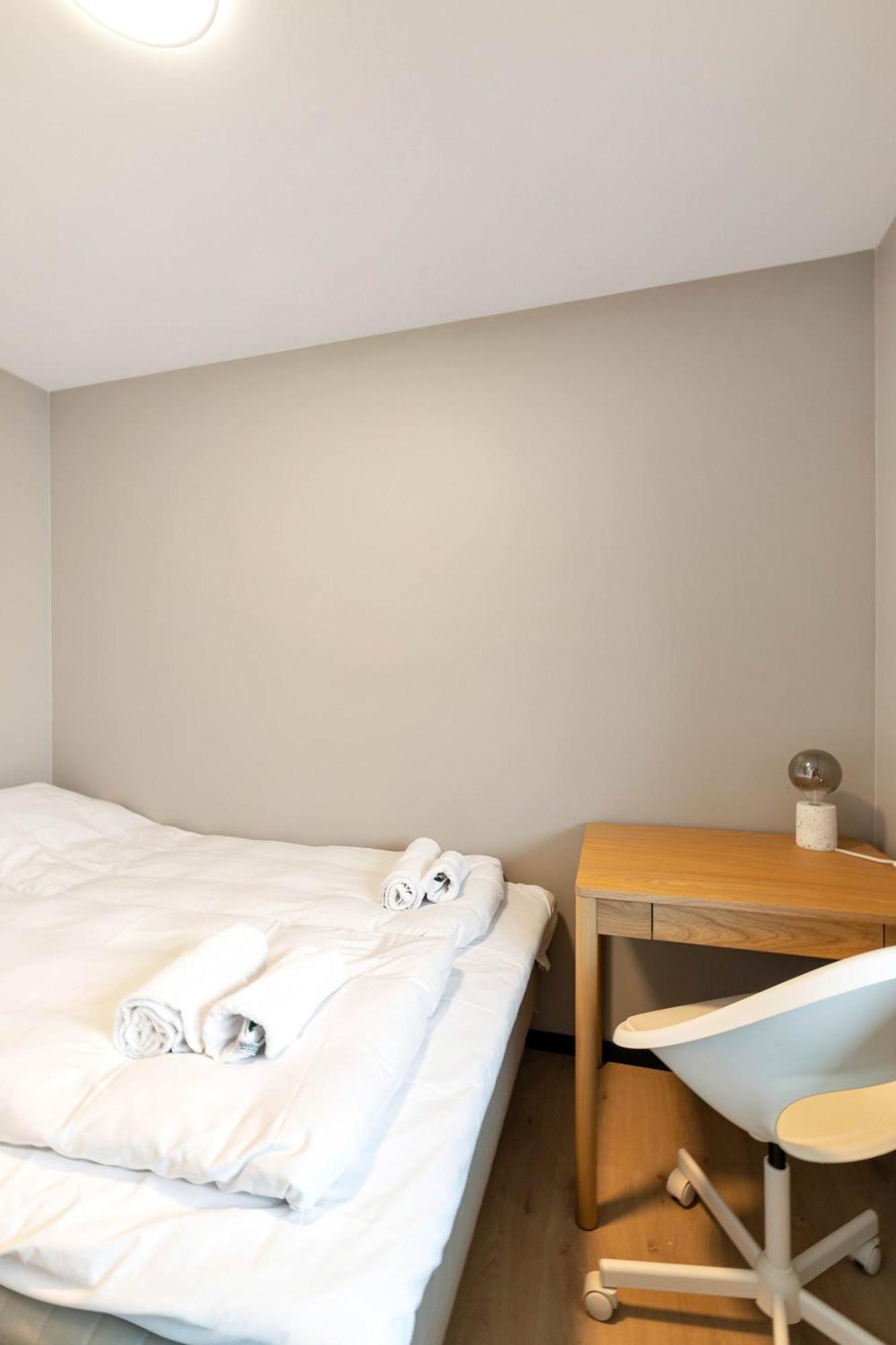 Dinbnb Homes 5 Bedroom Family House - Free Parking