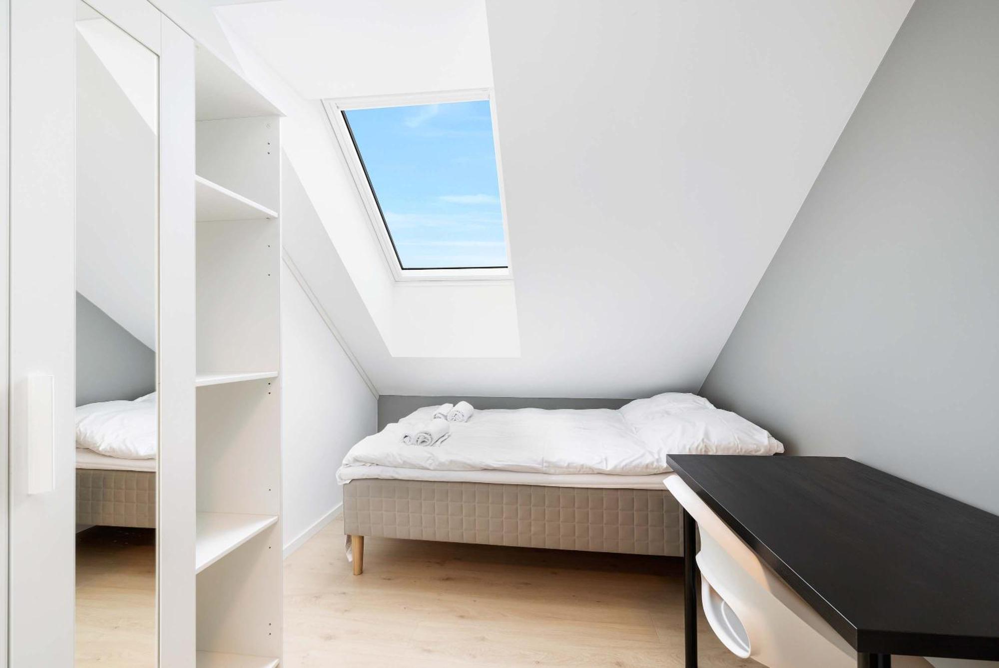 Dinbnb Homes 5 Bedroom Family House - Free Parking Apartment *