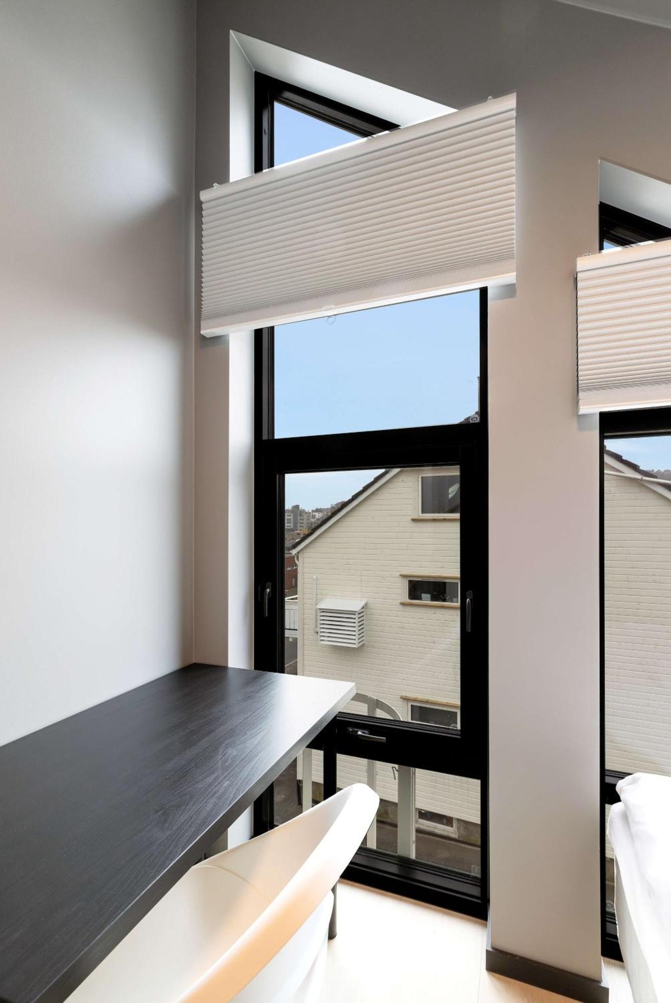 Dinbnb Homes 5 Bedroom Family House - Free Parking * Kristiansand